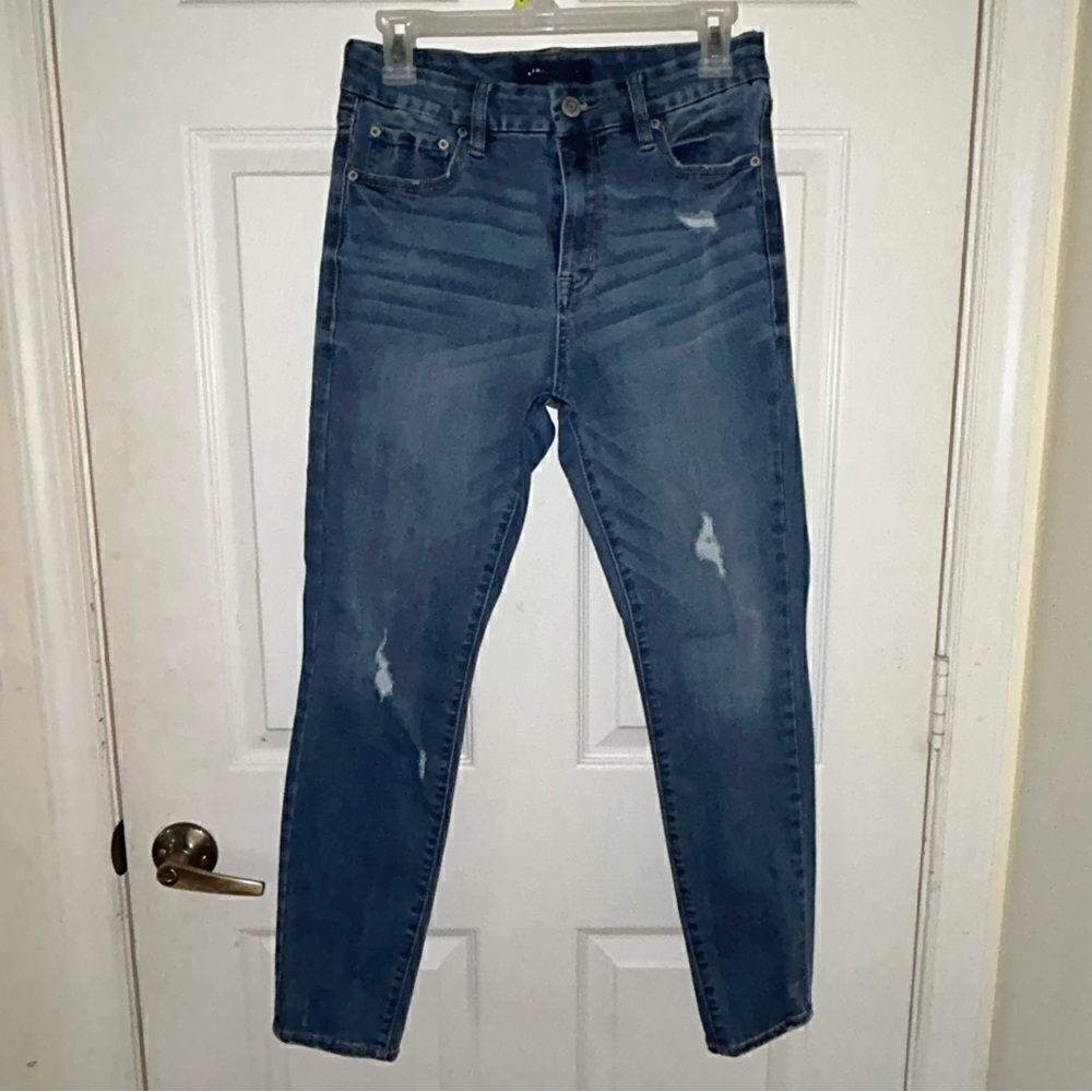 Aeropostale High Rise Curvy Jegging Jeans